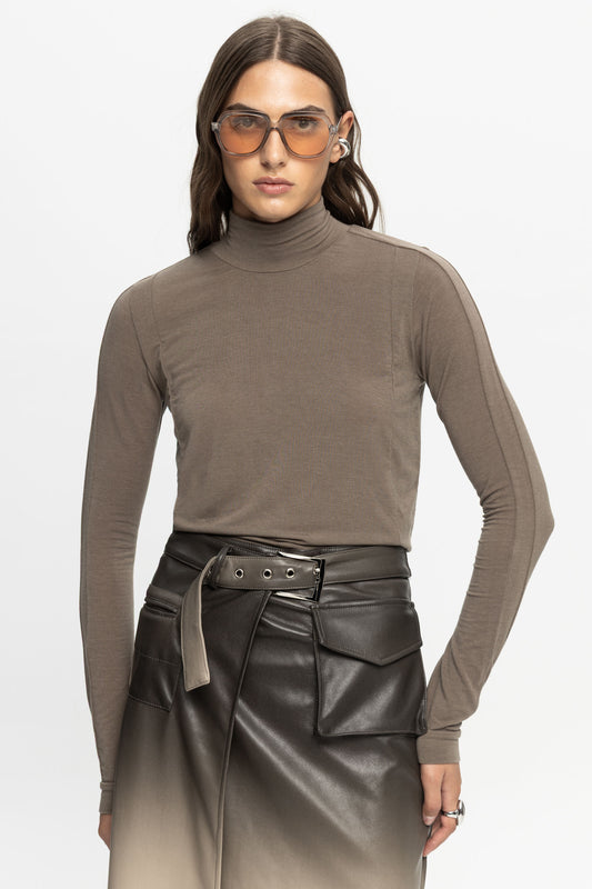 Turtleneck Blouse-Black and Black