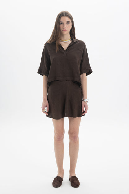 Linen Polo Top in brown featuring a loose fit and short sleeves, ideal for a casual summer look.
