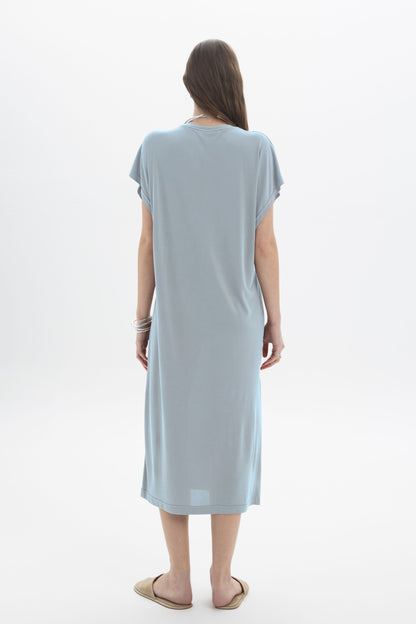 Black and Black relaxed midi dress with flowy fabric and a casual fit, perfect for everyday wear and comfortable style.