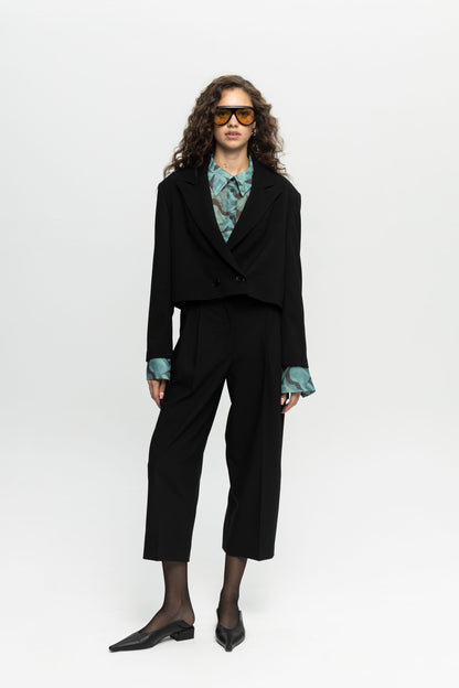 Cropped Blazer-Black and Black