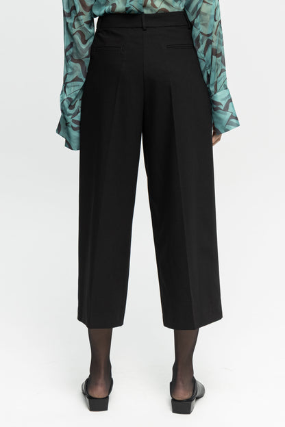 Cropped Trousers-Black and Black