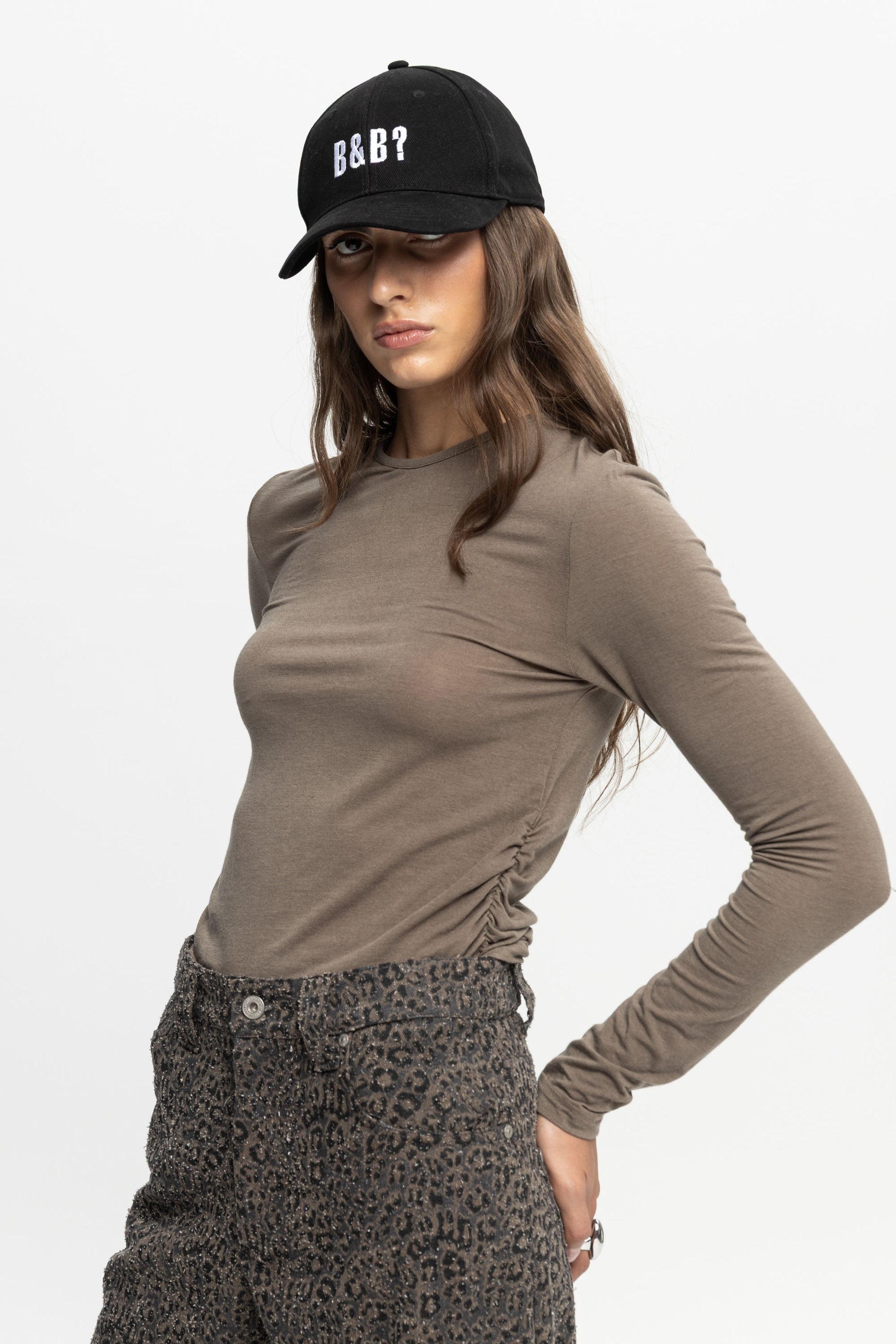 Crewneck Blouse-Black and Black