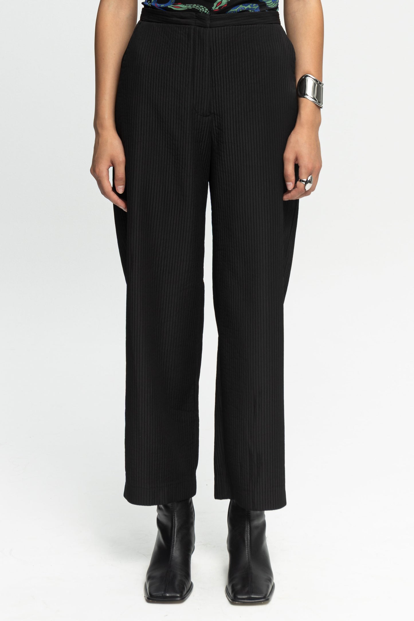Ribbed Textured Trousers-Black and Black