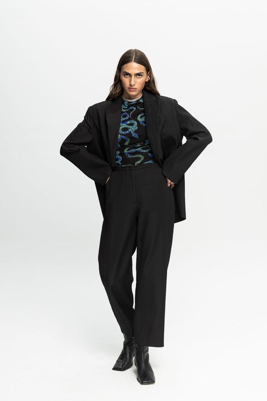 Ribbed Textured Blazer-Black and Black