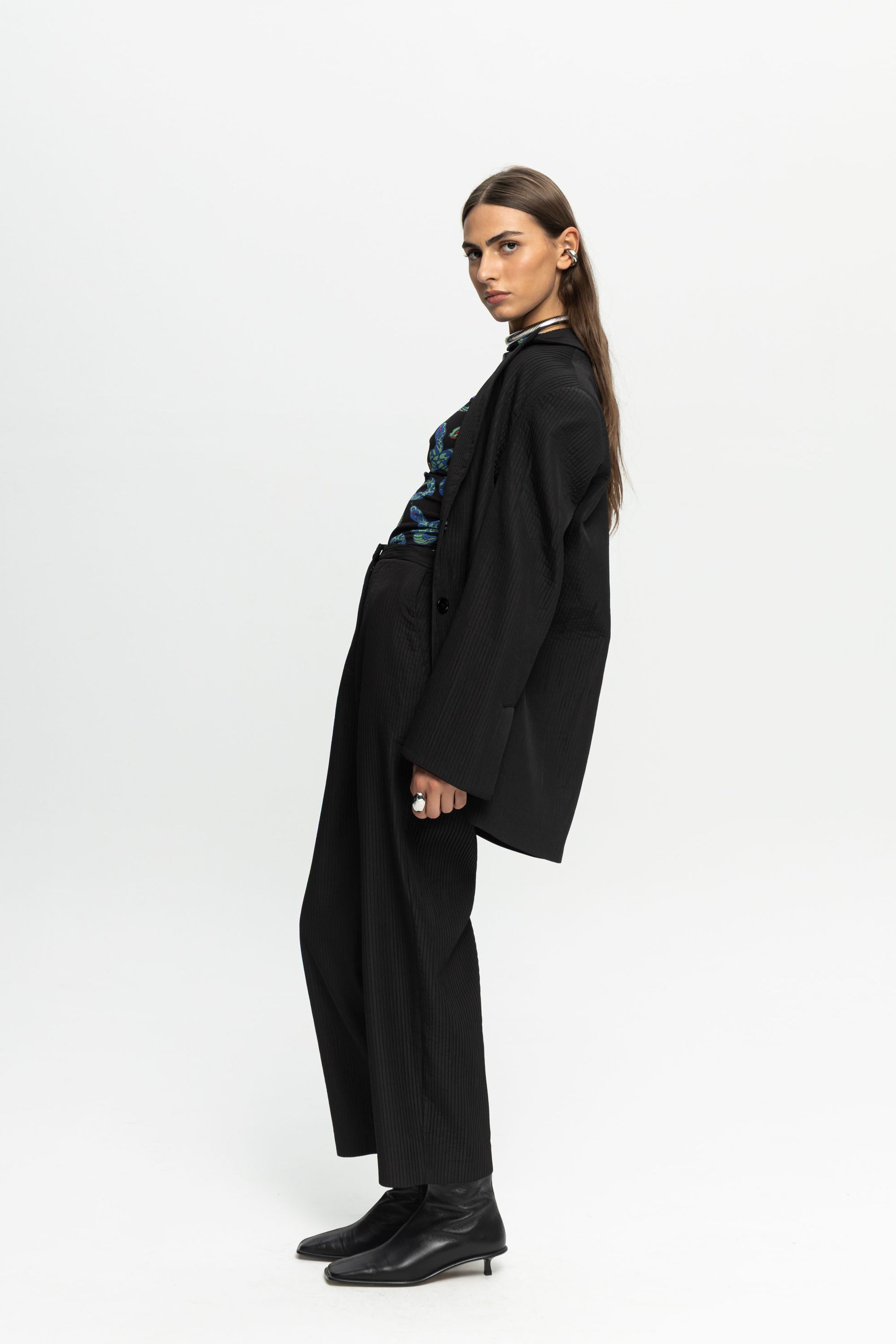 Ribbed Textured Blazer-Black and Black
