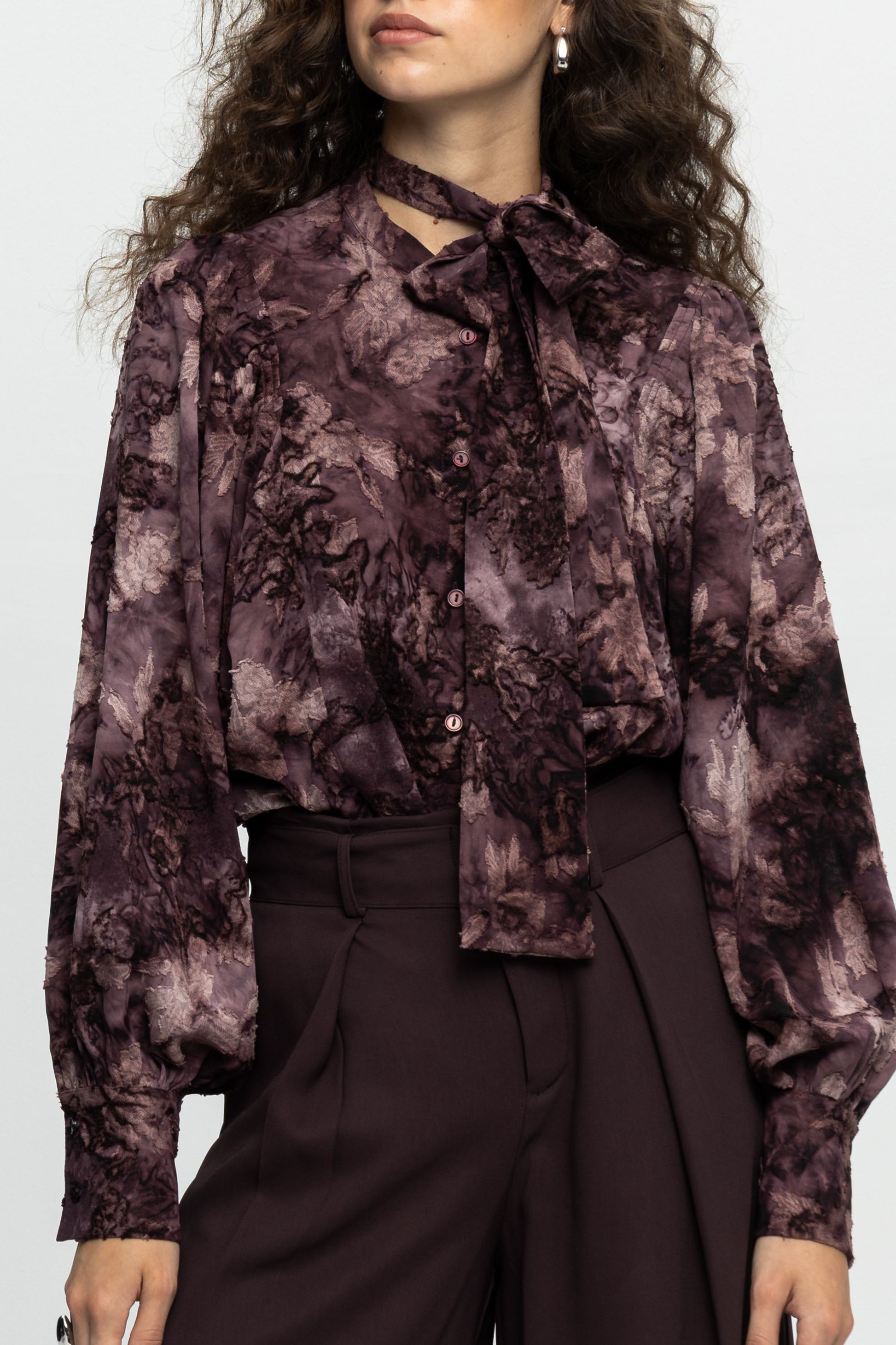 Textured Bow Shirt-Black and Black