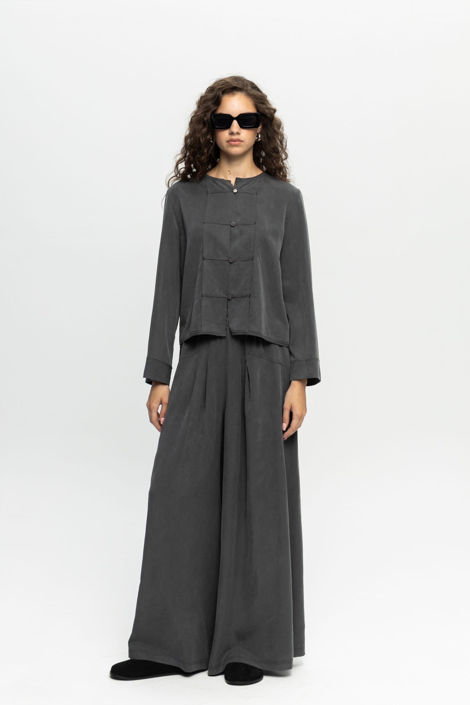 Zen Box Shirt-Black and Black