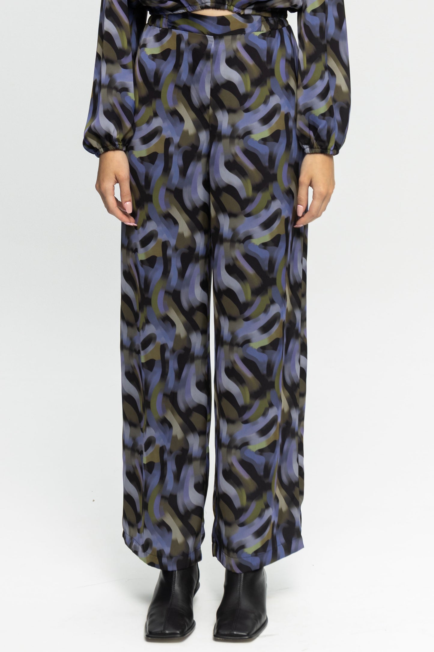 "Purple Haze" Satin Pants-Black and Black