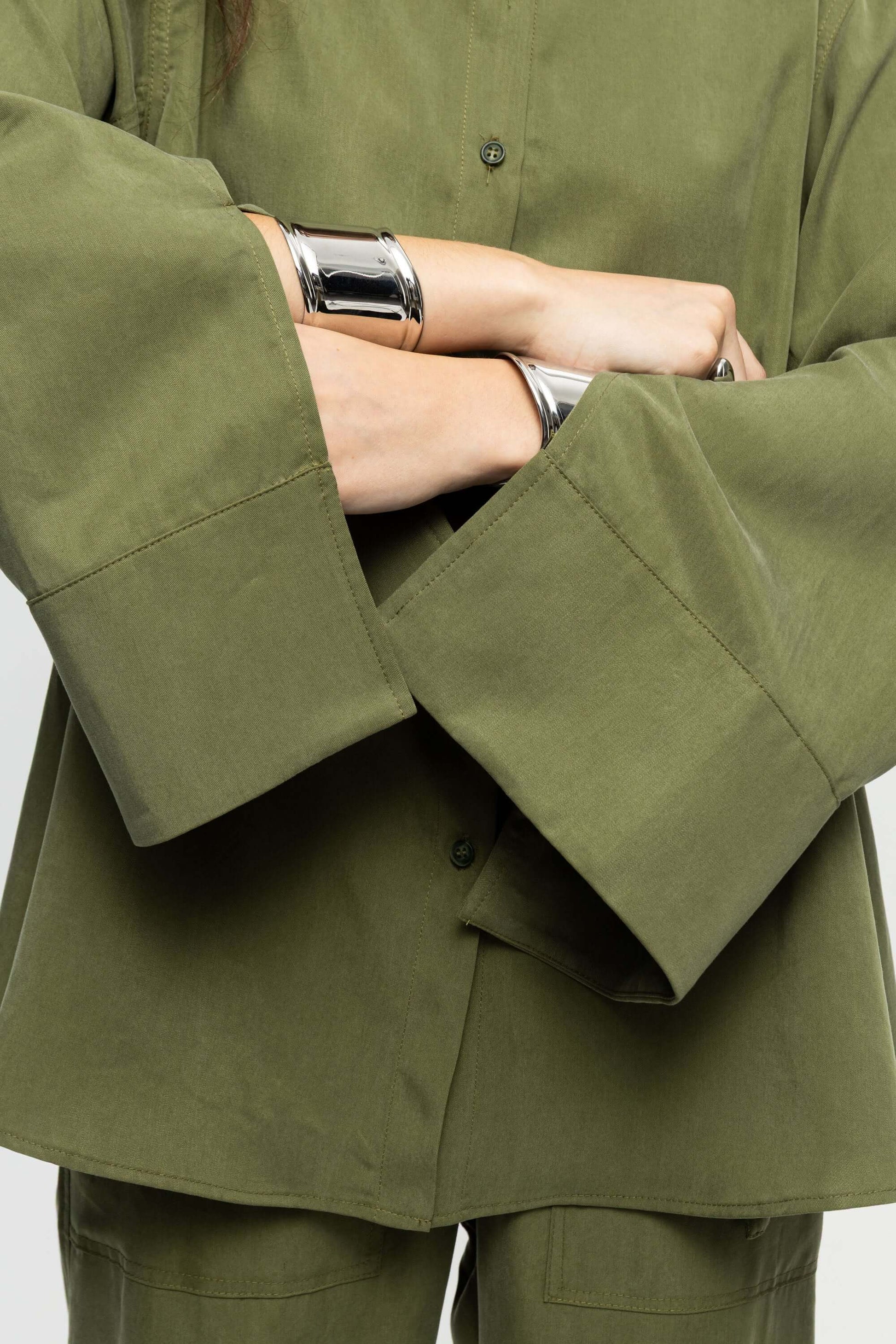 Oversized Green Shirt-Black and Black