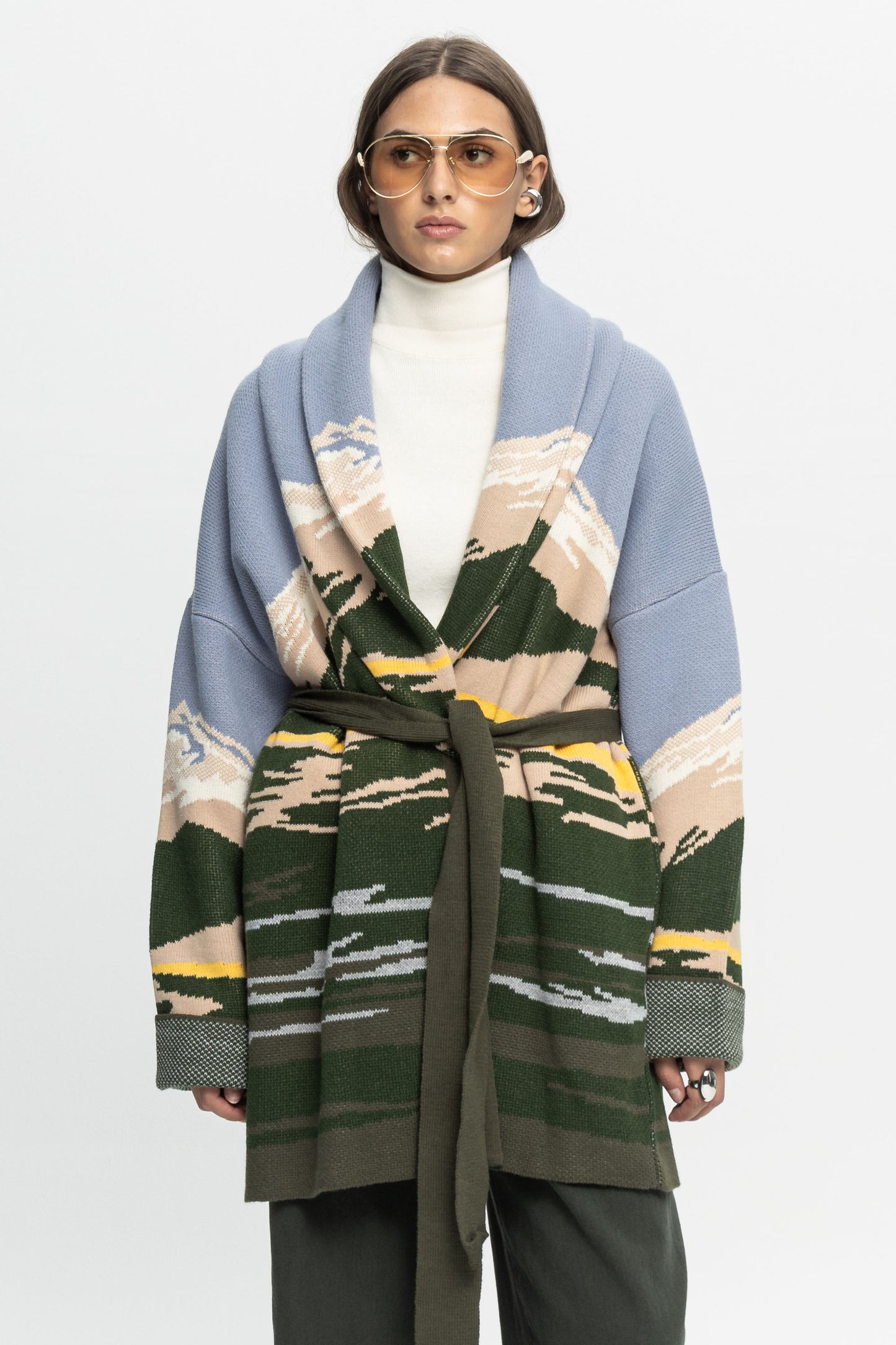 Mountain Knit Cardigan-Black and Black