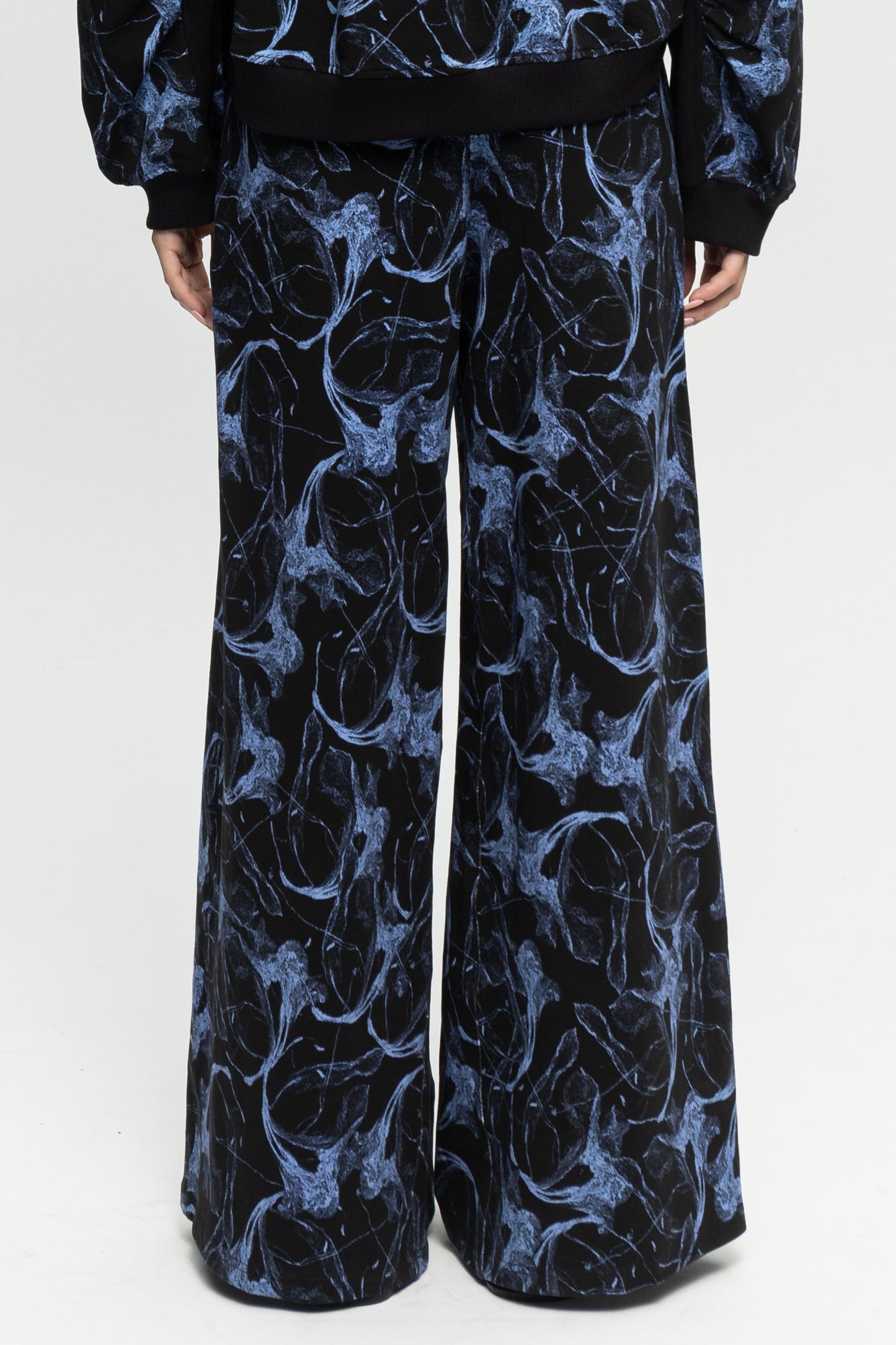 Wide-Leg Pants-Black and Black