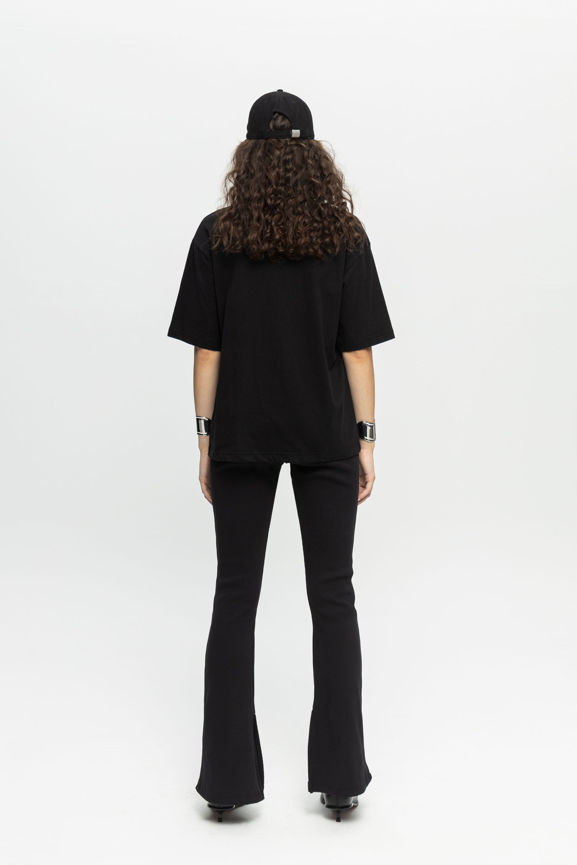 "Lips" T-shirt-Black and Black