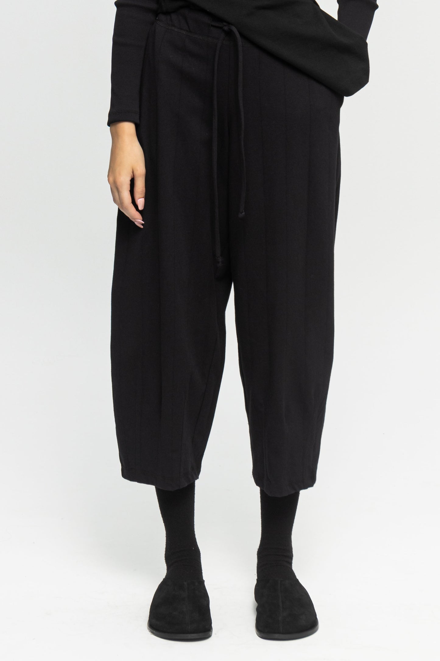 Cropped Wide-Leg Pants-Black and Black