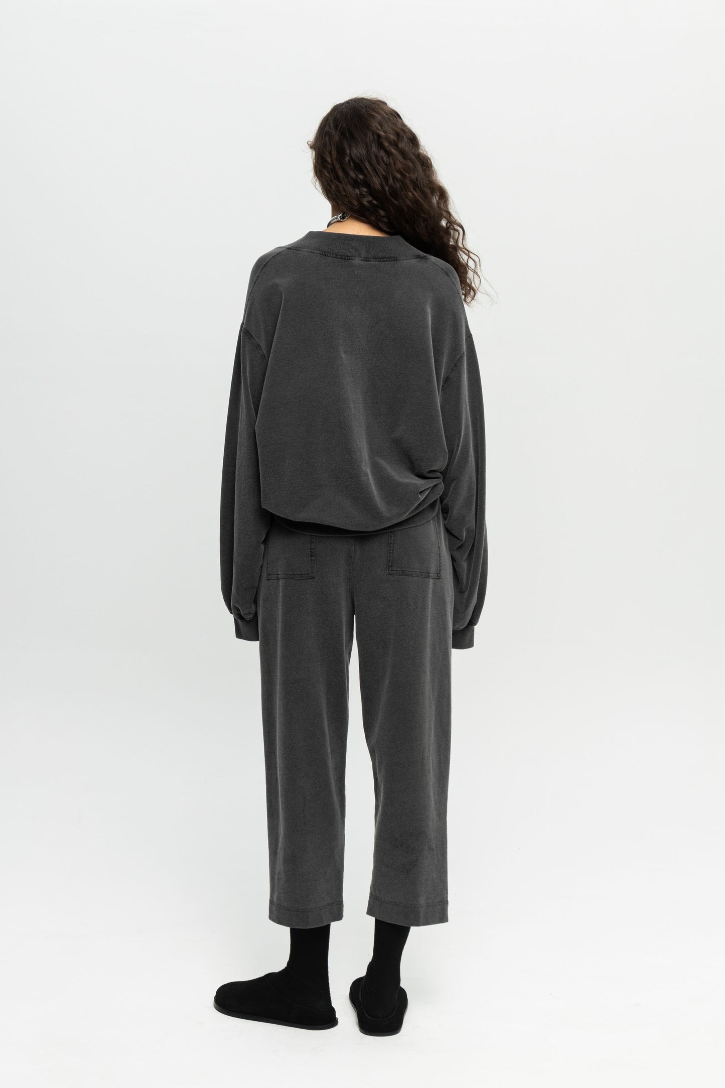 Casual V-Neck Sweater-Black and Black
