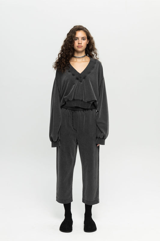 Cropped Sweatpants-Black and Black