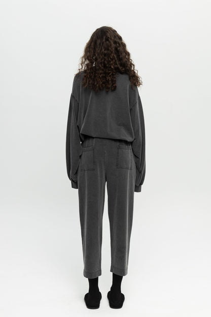 Cropped Sweatpants-Black and Black