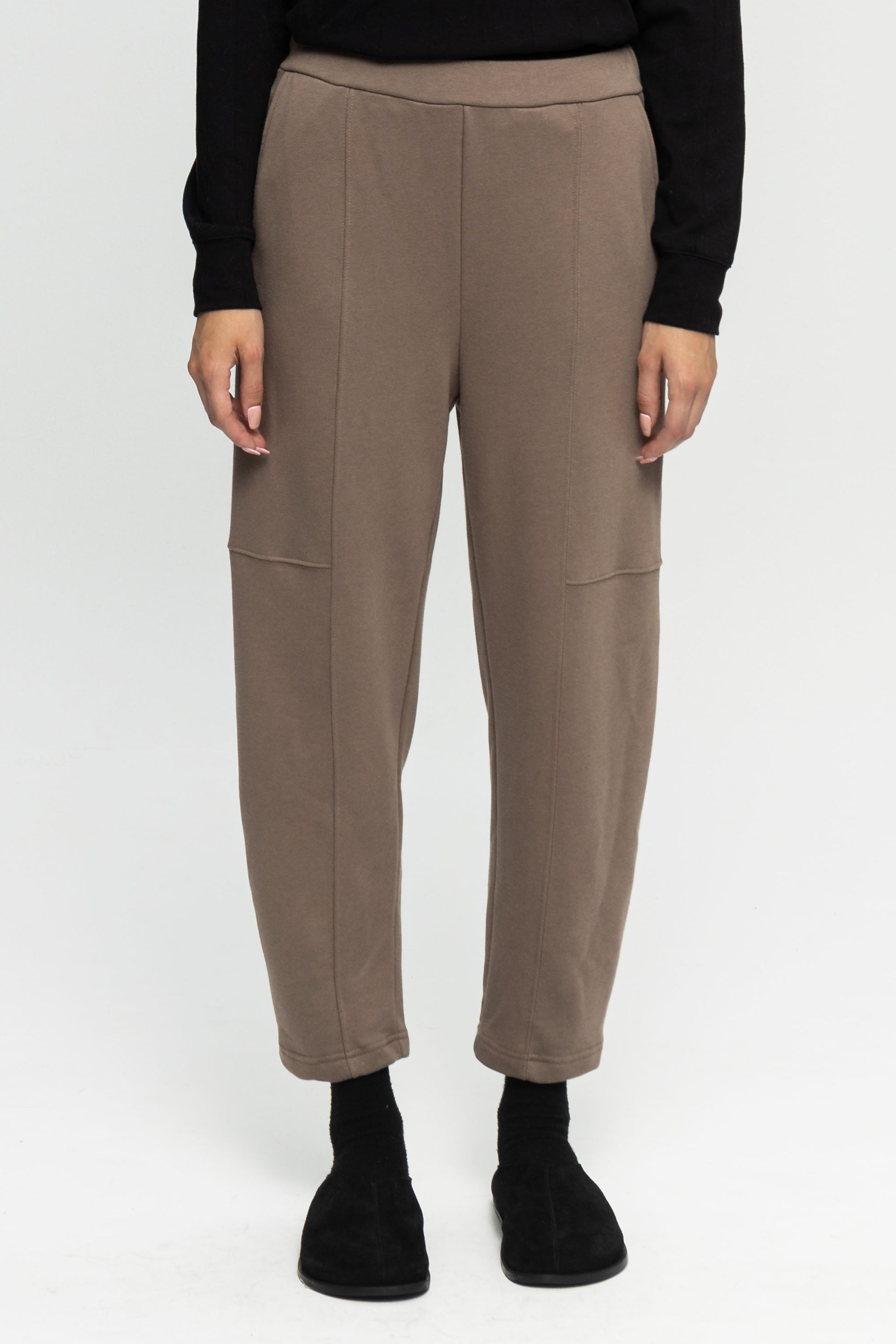 Essential Jogger Pants-Black and Black