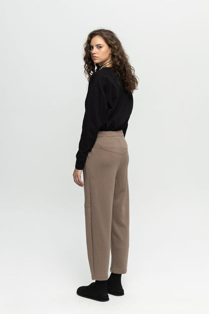 Essential Jogger Pants-Black and Black